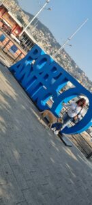 Travel Dog Sitting LCDS a Genova. Duna a passeggio per il Porto Antico
